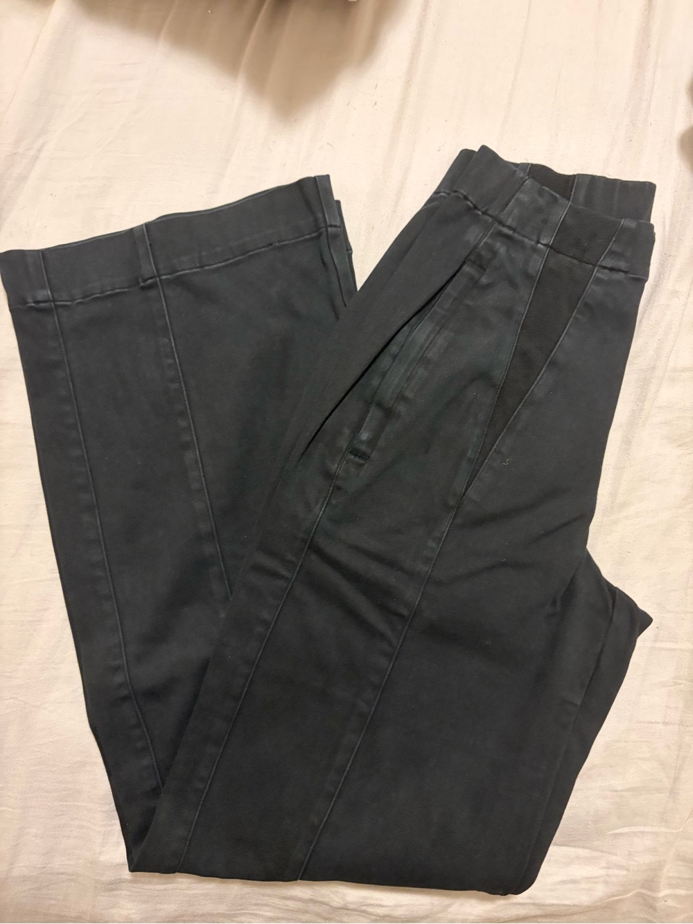 ALO Yoga on point moto trousers